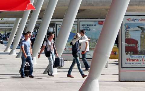 Ikja e te rinjve: 78 per qind e aplikimeve per azil te moshes nen 34 vjec